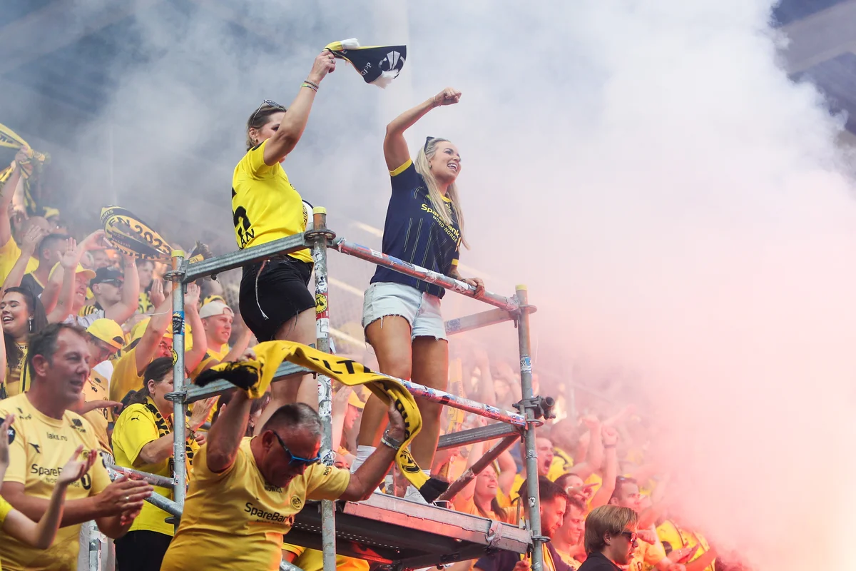 Røyk og lys.