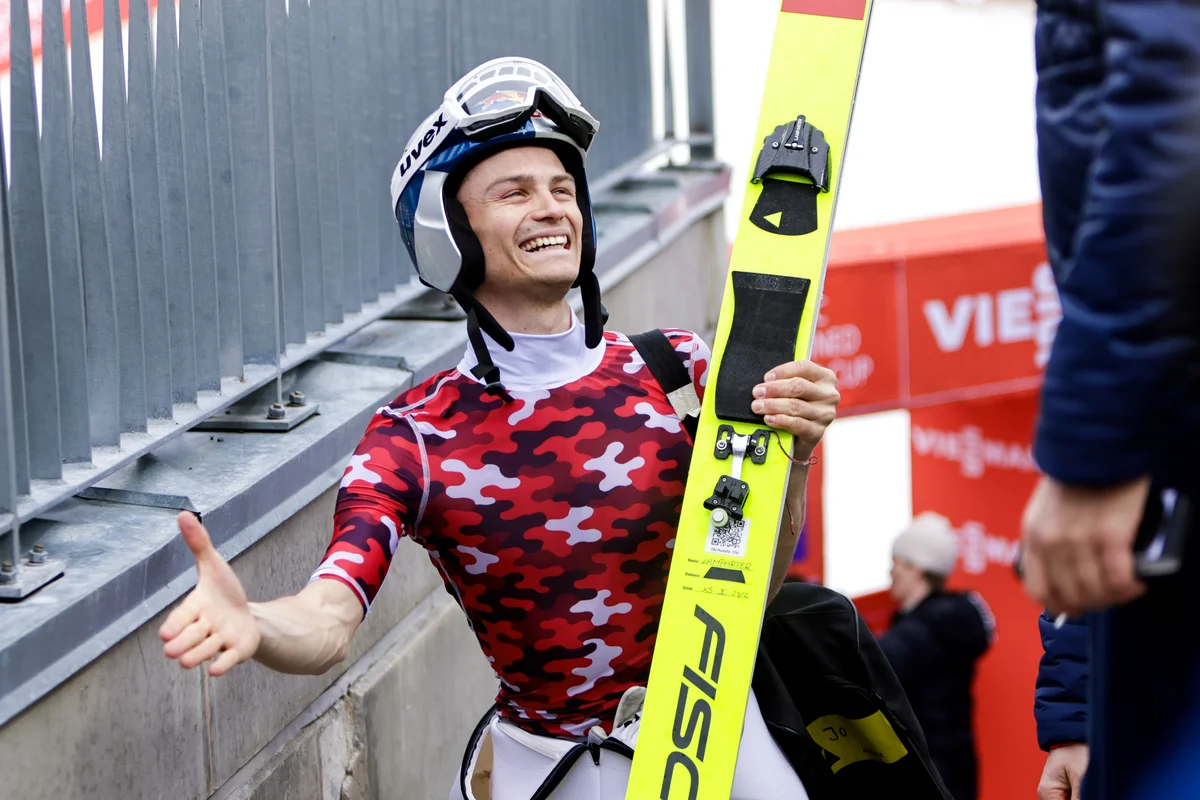 Holmenkollen – hopp